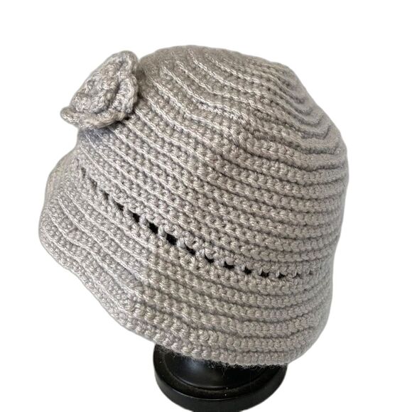 Crochet Foldable Flower Cloche Hat Gray with Flower Womens Small - Picture 2 of 10